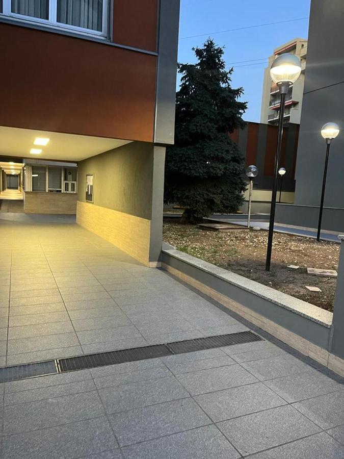 Einaudi Apartment Cologno Monzese Eksteriør bilde