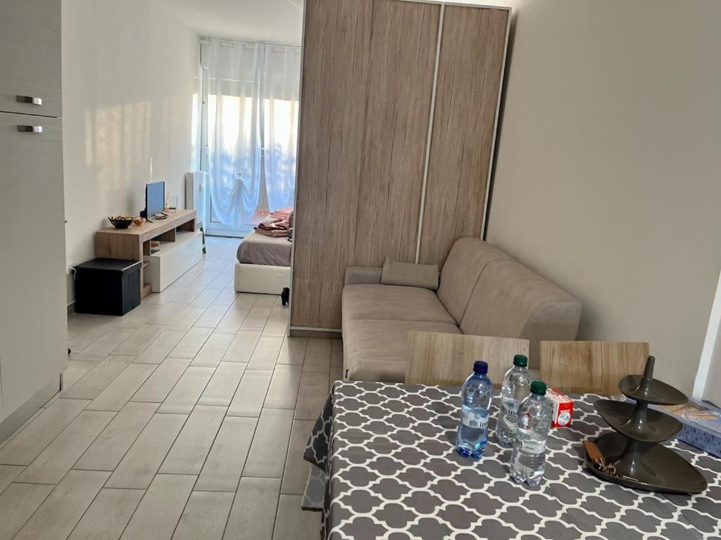 Einaudi Apartment Cologno Monzese Eksteriør bilde