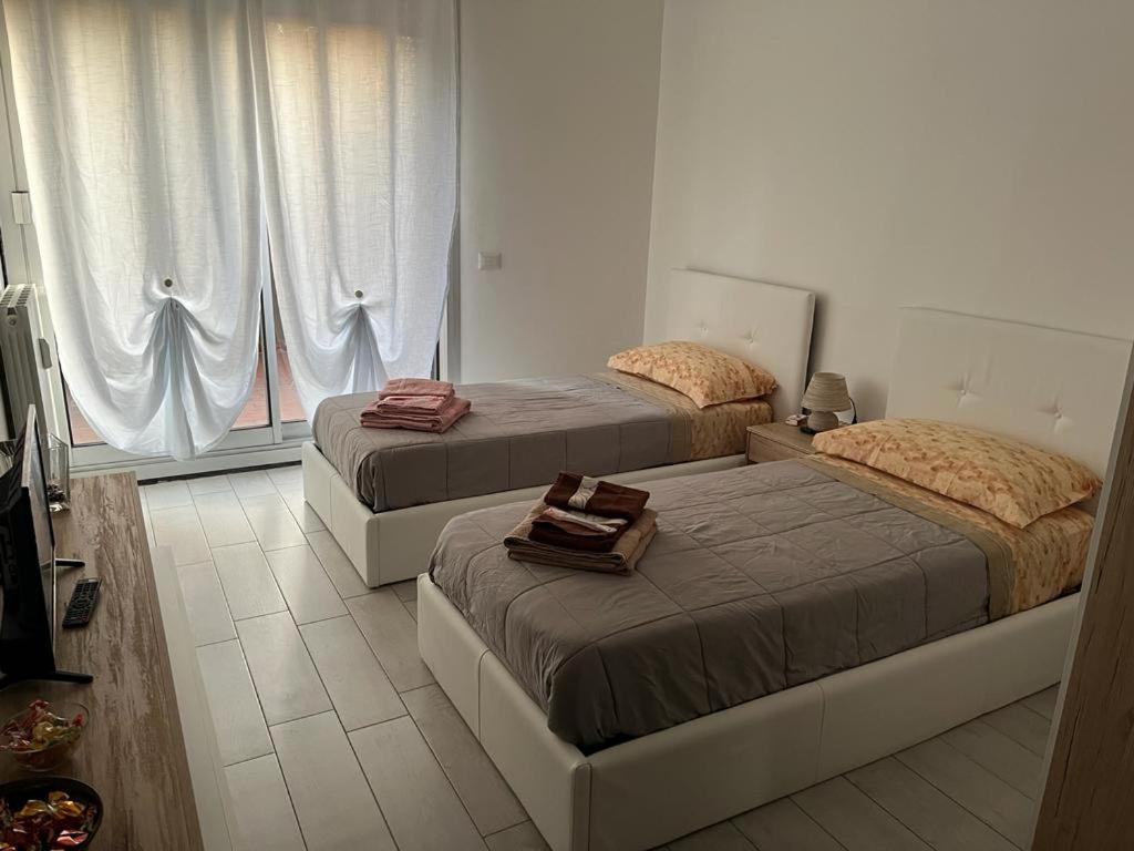 Einaudi Apartment Cologno Monzese Eksteriør bilde