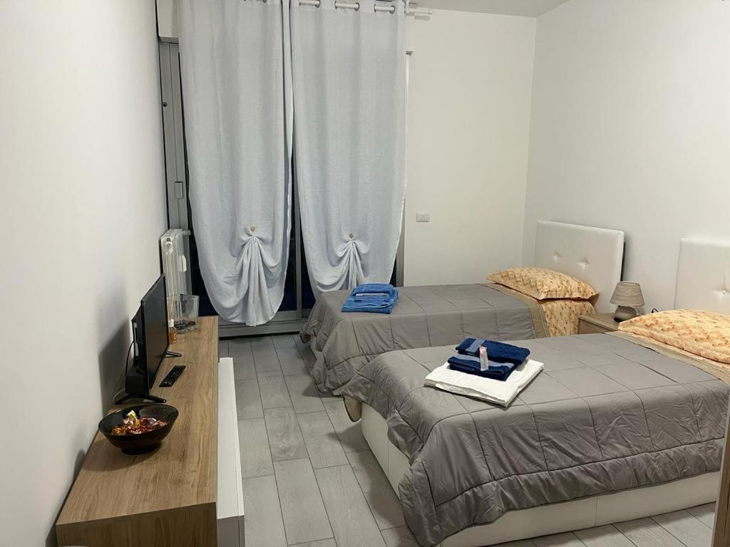 Einaudi Apartment Cologno Monzese Eksteriør bilde