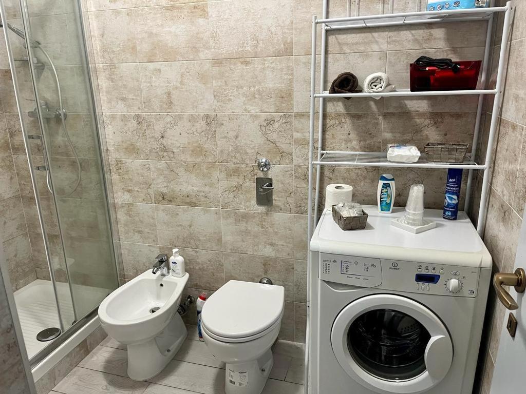 Einaudi Apartment Cologno Monzese Eksteriør bilde