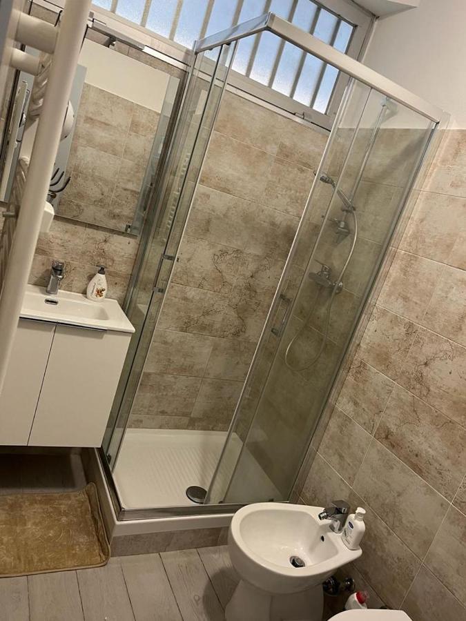 Einaudi Apartment Cologno Monzese Eksteriør bilde